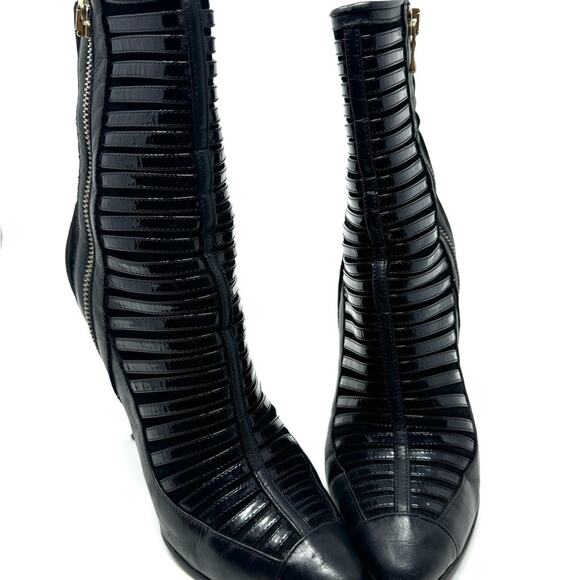 Balmain Black Patent Leather Velvet Stileto Heel Ankle Booties Sz 7